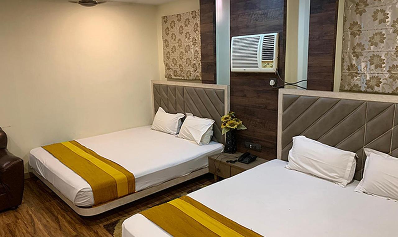 Shila International Hotel Calcutta Exterior foto